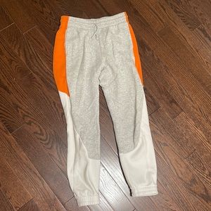 TNA color block jogger